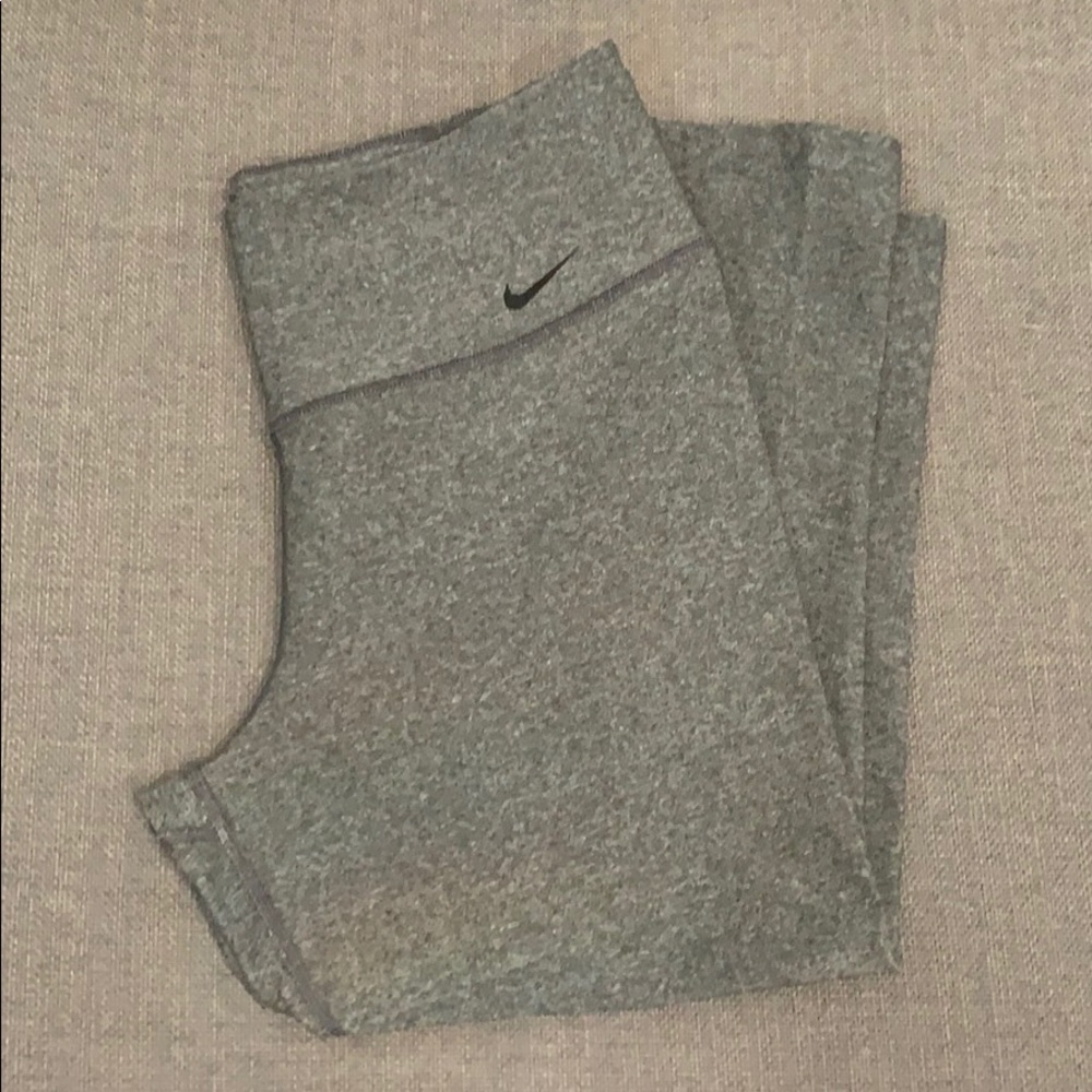Nike Capri workout pants